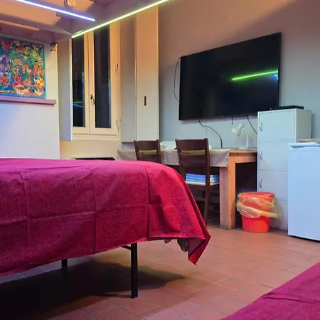 招待所 La Casa Di Daniele 3*
